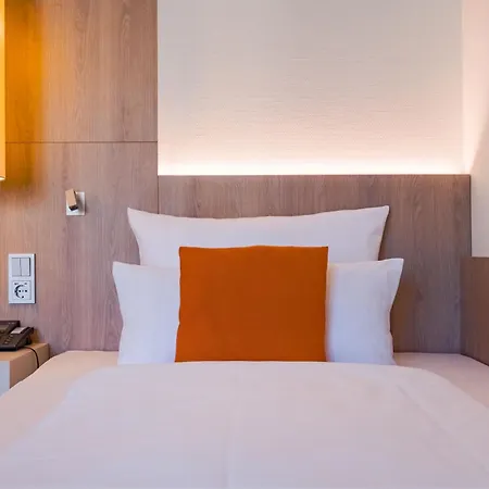 Отель Kommerzhotel Кёльн