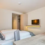 Kommerzhotel 3* كولونيا