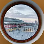 Kommerzhotel فندق