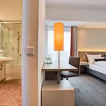 Kommerzhotel فندق 3*
