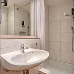 فندق Kommerzhotel كولونيا