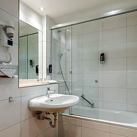 Kommerzhotel מלון קלן