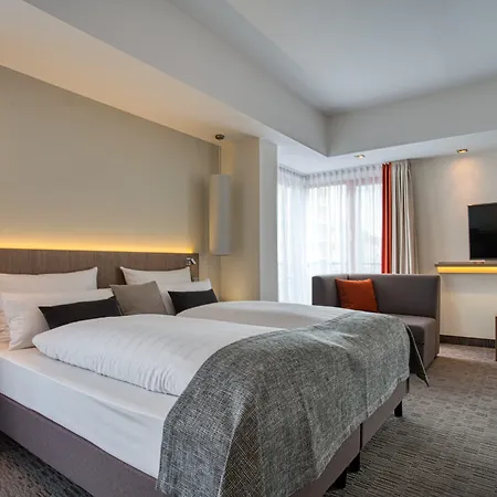 Kommerzhotel Отель 3*