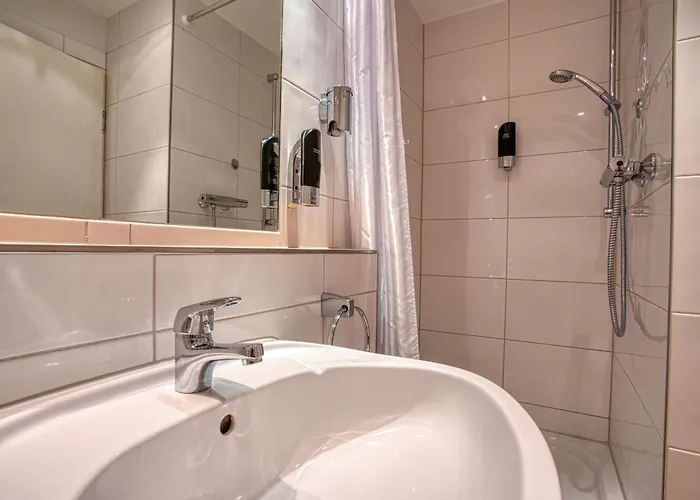 Kommerzhotel Κολωνία