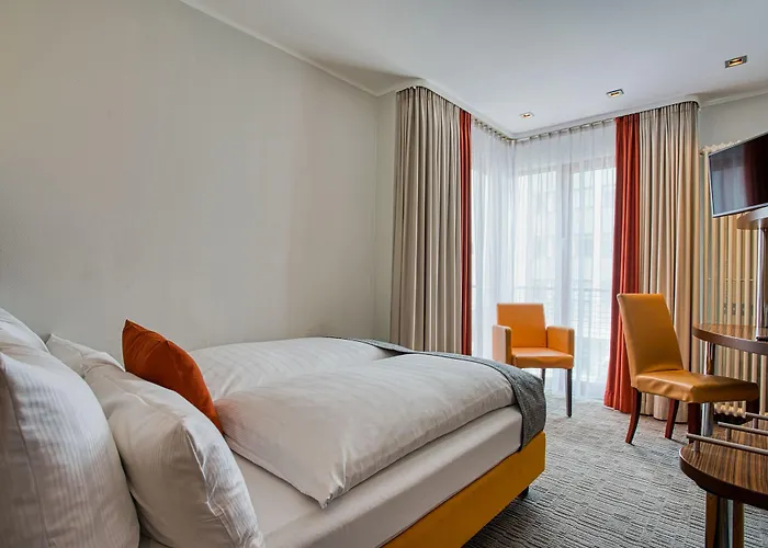 Ξενοδοχείο Kommerzhotel 3*