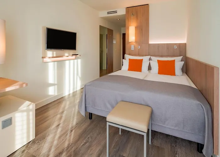 Kommerzhotel فندق