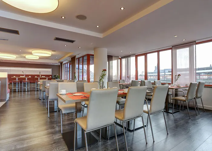 Kommerzhotel فندق 3*