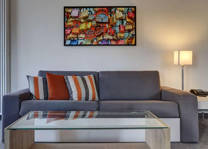 فندق Kommerzhotel كولونيا