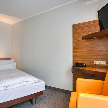 Kommerzhotel Отель Кёльн