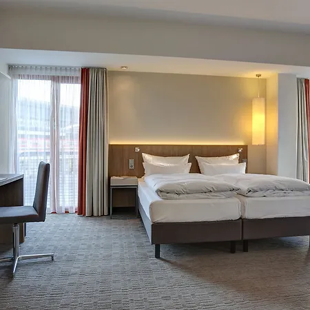 Отель Kommerzhotel 3*