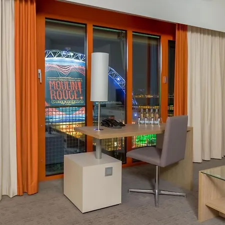 Kommerzhotel 3* ケルン