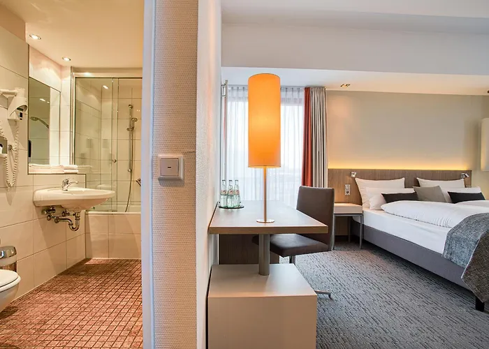 ホテル Kommerzhotel 3*